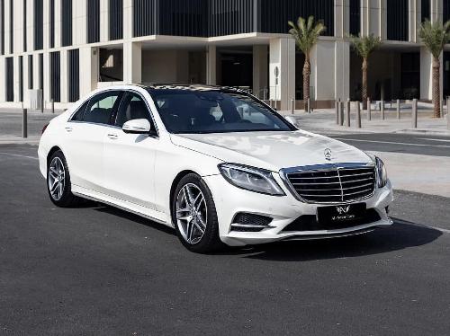 مرسيدس بنز S-Class Sedan 400