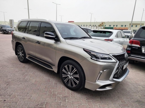 Lexus LX 570 S