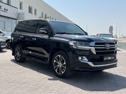 Toyota Land Cruiser GXR Grand Touring